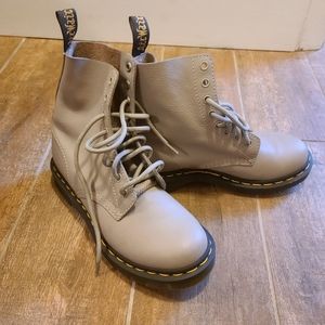 Dr. Martens US size 6 gray BRAND NEW